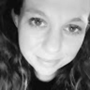 Meet your Posher, Cortney